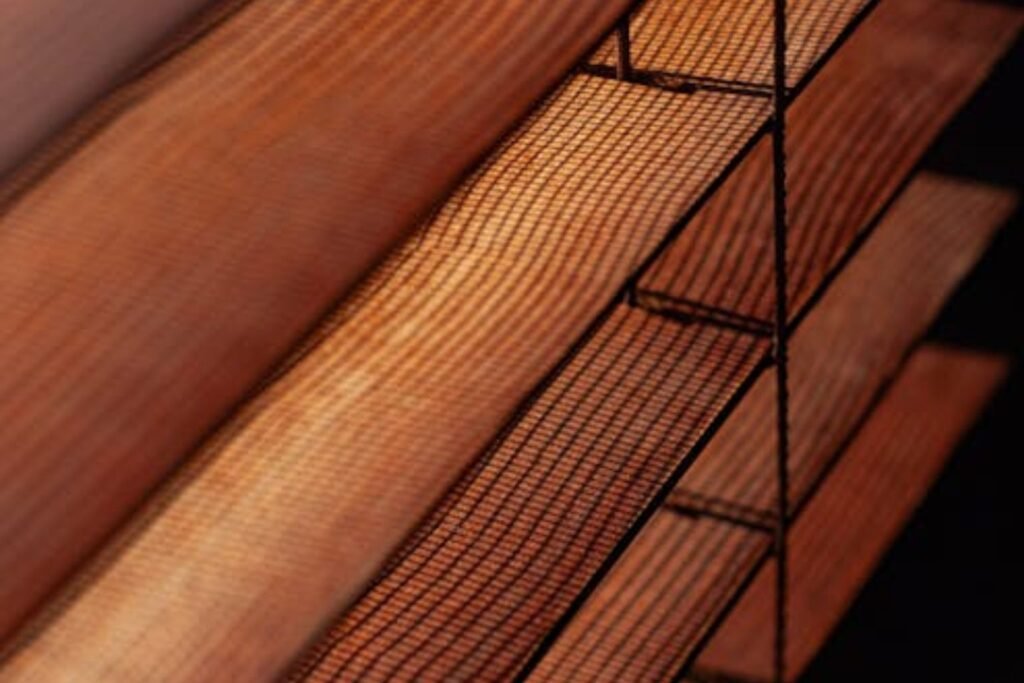 How to Choose the Right Color for the Shade of Brown You Have