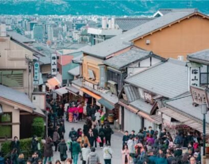 8 Essential Travel Tips for Your First Trip to Japan